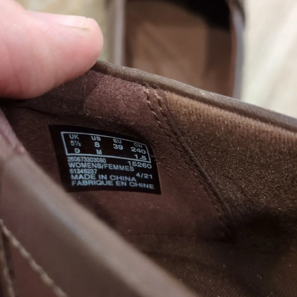 🥿Clarks Brown Loafers Women's size 8  😍VERY GOOD CONDITION!!!😍 - Picture 10 of 10